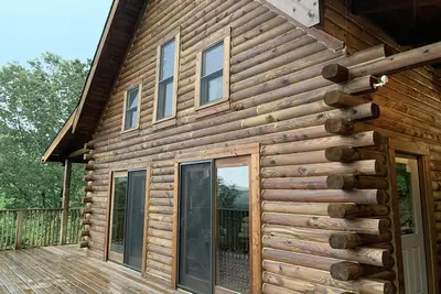 Image de Log Cabin dans les montagnes du nord de la Géorgie