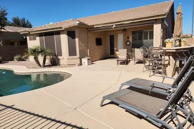 Image de ** Newly Listed ** Parfait Escapade golf avec piscine