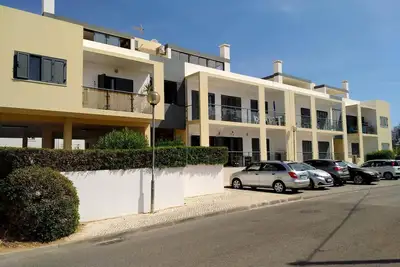 Image de Appartement de luxe, spacieux, 2 chambres / 2 salles de bains à Alvor, WiFi gratuit, (57295 / Al)