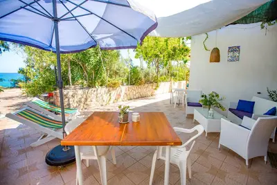 Image de Maison Blanche « Rais Gerbi » Appartement « Gerbi » en mer villa près de Cefalu