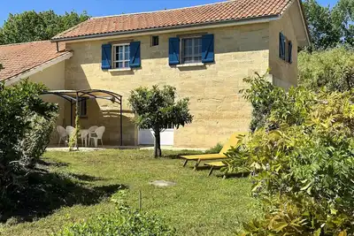 Image de Jolie maison de campagne dans les Côteaux à 20 min de Bordeaux