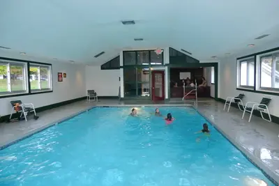 Image de Condo primé 2br / 2ba avec piscines et spa