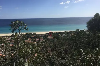 Sardaigne - Muravera - Costa Rey - Monte Nay 40 m. de la mer