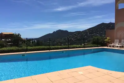 Image de Superbe vue mer*clim multisplit*piscine*wifi*parking*propre*calme*2xTélé. . .