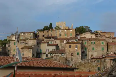 Image de Mediterranean Tuscany, Charming House In Medieval Town, For 4 People