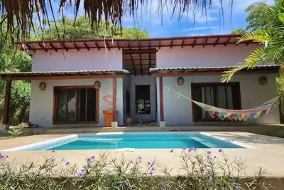 Image de \"Casa Boom! ! \" Belle 2 chambres, 2 salles de bain avec piscine sur la plage par le boom!