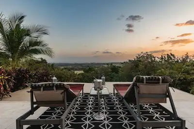 Image de La Hacienda Ojo de Agua Hilltop Ocean View Luxury Home * Playa Venao \/ Canas