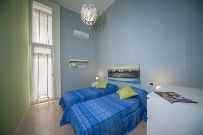Image de Chambre double confortable dans le centre historique de Naples, proche de tout