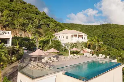 Image de Villa 5 chambres - Vue panoramique - Piscine à débordement - Antigua
