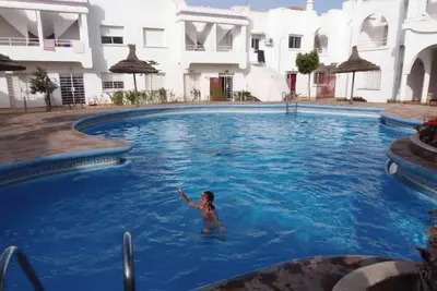 Image de El Jadida Sidi Bouzid: Duplex dans résidence calme et sécurisée.