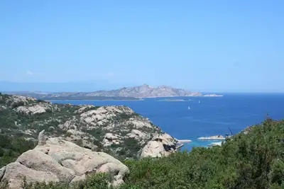 Image de Costa Smeralda La Casina Del Sole avec vue sur l'archipel de la Maddalena