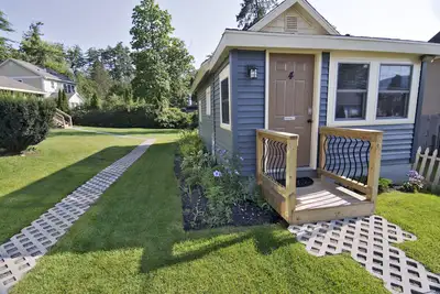 Image de Récemment rénové Beach Cottage en face de Million Dollar Beach!