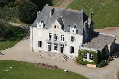 Image de Maison de caractère début 19e, charme et confort, avec piscine, proximité mer