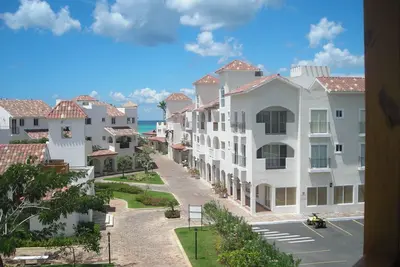 Appartement avec terrasse dans la mer des Caraïbes
