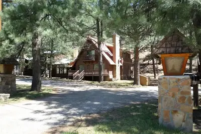 Image de Timberline Cabin - Cozy Cabins Real Estate, Llc.