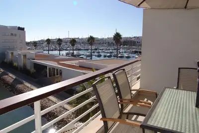 Image de Appartement de luxe avec accès à la piscine sur Marina de Lagos, à distance de marche de la ville