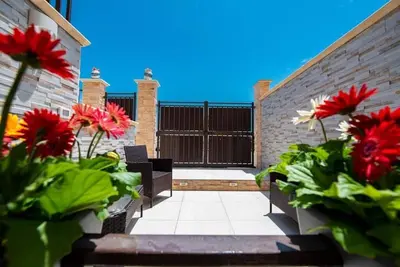 Image de Avola Beach Apartment - 250 mt. de la plage, Wi-Fi Gratuit, parking