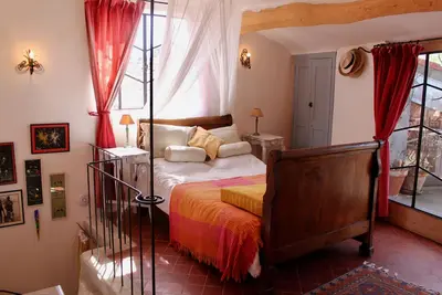 Image de Maison de ville du XVIIe siècle avec un studio