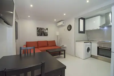 Image de Appartement · Valence · ★4, 86 · 3 chambres · 5 lits · 1 salle de bain
