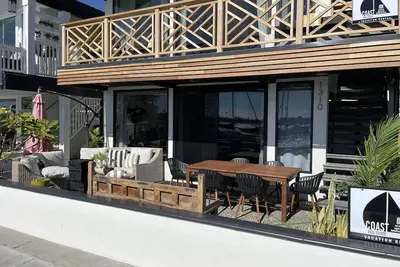 Image de Gem South Bayfront avec débrayage Grand Patio + salon Ouvert + à quelques pas des commerces
