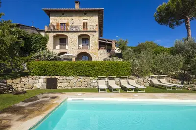 Image de Chambre double avec entrée privée piscine et jardin