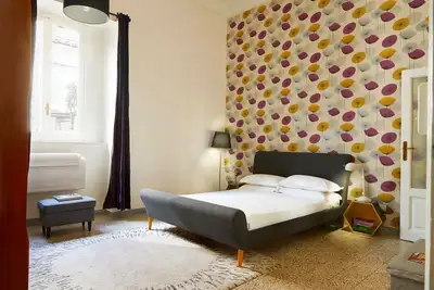 Image de Central, Spacieux et Convivial. Idéal Pour des Vacances Reposantes au Coeur de Romea / C