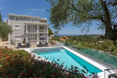 Image de Demargia Villa A - Appartement dans un quartier calme avec piscine commune pour 6