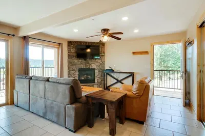 Image de La Loge Ă Duck Creek: Wolf Pack Suite