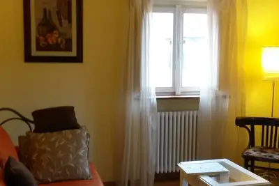 Image de Charmant et confortable appartement dans le centre historique, dégustation de vins de label propre