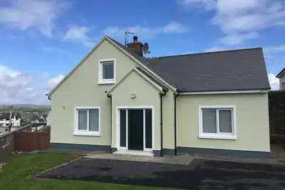 Image de Gemme de 3 chambres dans les minutes de l'île d'Émeraude à pied de Lahinch