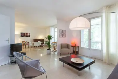 Image de Chaleureux appartement avec garage aux Arceaux ☀