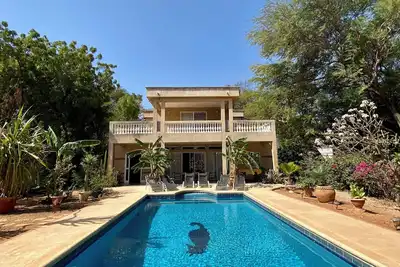 Image de Somone: grande villa climatisée avec piscine, 10 personnes*, entre Mer et Lagune