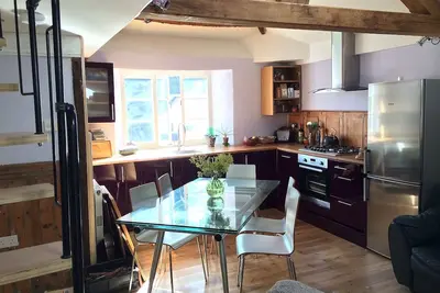Image de 2-pièces-Bijou Appartement avec enchantement calme Jardin