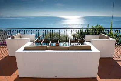 Image de Appartement Fantastique Avec Vue Au Vietri
