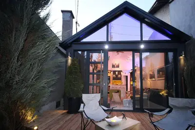 Image de Luxe oasis dans la ville