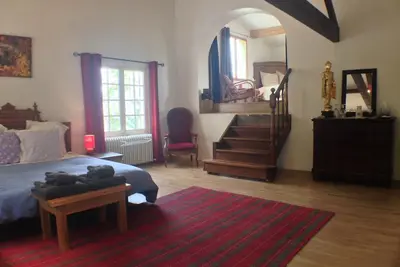 Image de Maison de vacances à long terme dans un domaine privé au coeur de la Provence