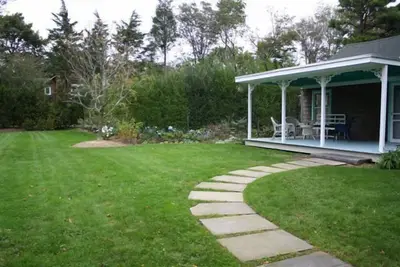 Image de Oh tellement charmant! Cottage 2 chambres à East Hampton Village.