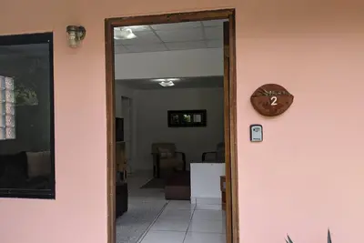Image de Boquete Panama à pied de la ville, un grand bedrom, privé tout à fait des jardins et des vues