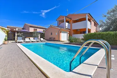 Image de Maison de vacances Galizana pour 1 - 16 personnes avec 6 chambres à coucher - Maison de vacances