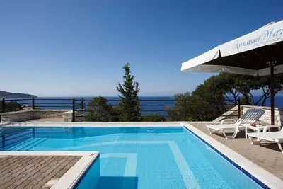 Image de 5 Chambre Villa avec piscine privée
