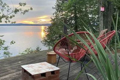 Image de Grands Prix! Chalet Charmant Friendly Cottage Lacside