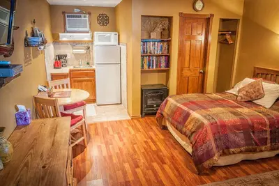 Image de Chambre Familiale Pour Quatre / 100 Yrds. au lac / 3 min. à la rivière