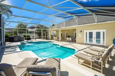 Image de ⭐ Luxury Estate 7br avec piscine, bain à remous, salle de jeux et barbecue - 5 minutes véritables Disney