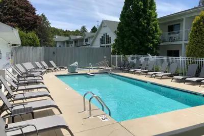 Image de Piscines INTÉRIEURES / EXTÉRIEURES Incluses! !