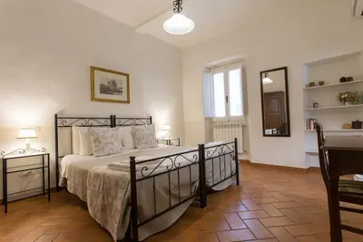 Datini Appartement à Toscane (2 personnes, 5 personnes - Wifi - Terrace - Garage)