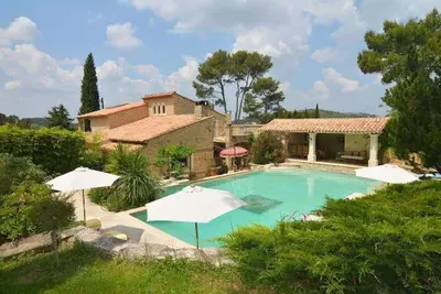 Image de Location vacances maison piscine Orgon Ls1-57