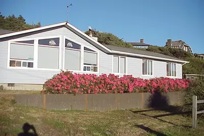 Surfwatcher: Great Ocean View, face de la plage dans Neahkahnie. 8 personnes