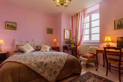 Image de Chambre Mauve, Chambres d'Hôtes Saint Roch, piscine couverte chauffée