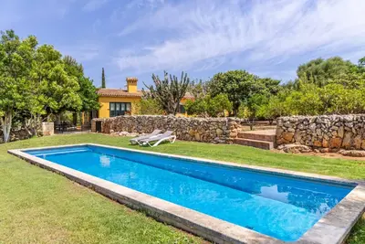 Image de Finca près de Porto Cristo, 3 chambres; 3 salles de bain, 1 Wc, piscine 4 x 12, pelouse