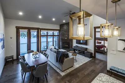 Image de :: Nouvelle Liste :: Condo de luxe avec vue sur la montagne> Condo neuf, année de construction 2018